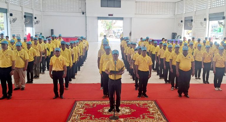 กิจกรรมจิตอาสาพัฒนา ที่ว่าการอำเภอบ้านกรวด เพื่อเตรีมความพร้อมในการจัดงาน “เครื่องเคลือบพันปีประเพณีบ้านกรวด”