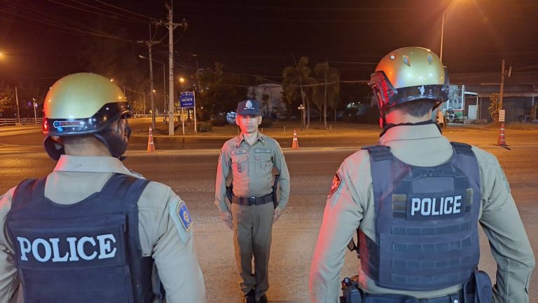 ตั้งด่านตรวจ/จุดตรวจ ตามแผนงานการสกัดกั้นการลำเลียงยาเสพติด ในพื้นที่ ภ.3