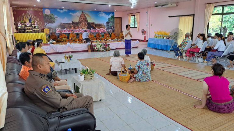 ร่วมงานวันรำลึก วีรชนคนนิคมบ้านกรวด 8 ณ ห้องประชุมนิคมสร้างตนเองบ้านกรวด จังหวัดบุรีรัมย์